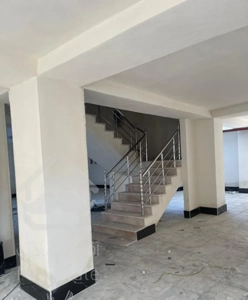 واحدهای ۷۰ و ۸۵ متری بالاتر از مسجد ابروان