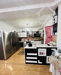 آپارتمان110متری شیک/تک واحدی/طبقه یک