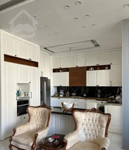 ۱۹۱متر/اوایل هفت‌تیر/جنوبی/۳سال ساخت