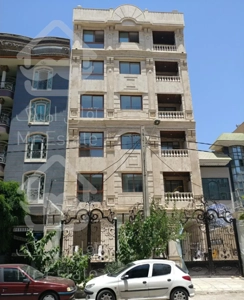 240مترهمه طبقات/ و3 پارکینگ /4خوابه