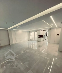 ۱۰۵ متری ۲ خواب ۲ پارکینگ