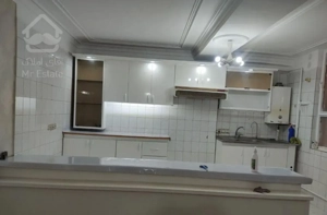 فروش آپارتمان ۹۳ متری ۲ خوابه طبقه ۱ در شهرک فهمید