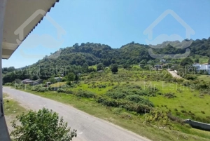 سه طبقه آپارتمان ویلایی