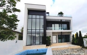 لتینگان خ بهرام/340 متر ویلا مدرن با مدارک