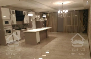 200 متر 3 خواب 2 پارکینگ شمال فردوس غرب