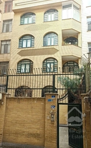 فروش آپارتمان ۱۱۸ متری ۳ خوابه  تک واحدی همکف