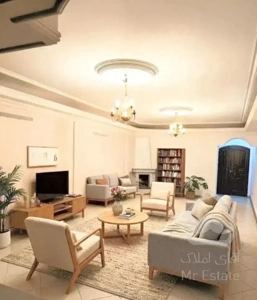 اجاره واحد ۱۰۰متری۲خواب حاشیه وکیل اباد