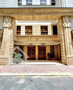 ۱۱۳ متر//رونیکا چشم هروی