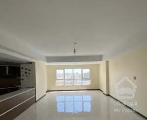 آپارتمان‌،۱۳۶ متر‌،۲ خوابه‌،برج های هانا