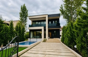 ویلاتریبلکس مدرن/استخر/روف/۴خواب مستر/نگهبانی۲۴