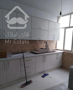 120متر، تخلیه، قابل تبدیل، پارکینگ،بالکن نقاشی شده