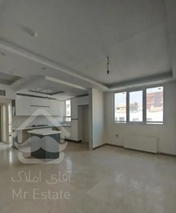 78 متر نوساز سالن پرده خور فردوس شرق