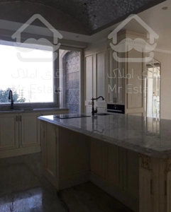 خرید آپارتمان ۲۴۰ متری نیاوران