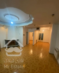 آپارتمان۶۰متری/افتاب خور/۱۲ساله/بدون نقص