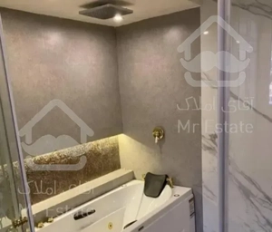 ۱۱۰متر ، سالن پرده خور ، مهران