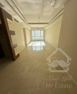 هروی / م عقیلی ۱۰۵ متر /  کلید نخورده/ غرق نور