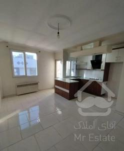 اسکندری مرتضوی 45متر با پارکینگ سندی نزدیک مترو