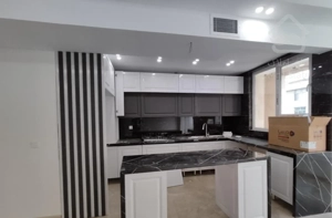 ۱۳۰متر/۳خواب/نوساز /فراتر از منطقه در جهان آرا