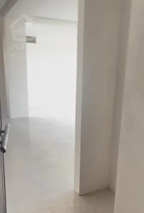 رهن واحد ۱۰۷ متری ۷۰۰ تومن