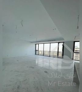 ۱۸۲ متر ** ویوی شهر تراس کاربردی **در نیاوران عمار