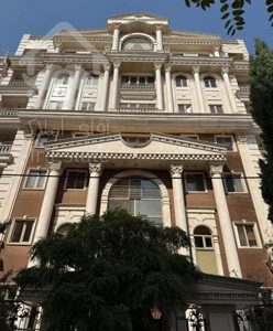 آپارتمان ۱۱۱ متری در سعادت اباد