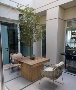 ۲۱۰ متری با حیاط مرکزی / رحمانیه / سند دار