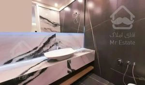 ۱۴۰ متر / ۲ خواب / کلید نخورده