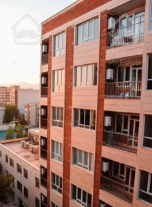 ۸۱متر/دوخواب/نوساز و کلید نخورده/تاپ لوکیشن شرق