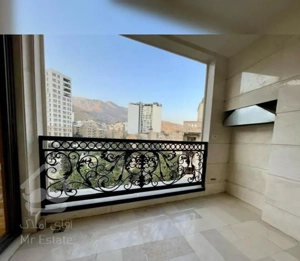 ۱۷۳متر هروی / میدان عقیلی / ۲پارکینگ باکس