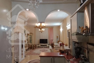 ۶۵ متری/آماده تخلیه/سرمایه گذاری/سکونت