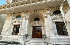 آپارتمان ۲۵۰‌متری/فول مشاعات/مجاور پارک