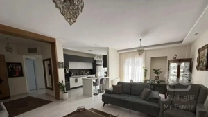 114متر 2 خواب سالن پرده خور تک واحدی بی نظیر