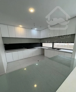 ۹۰ متر مدرن و نوساز در وکیل آباد/سرمایه‌گذاری