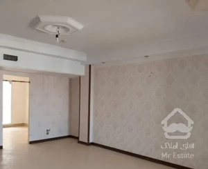 آپارتمان دریاچه برج قاعم