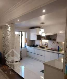 ۱۲۰متر تکواحدی/شخصی ساز/طبقه دوم واقعی/توحید پرچم