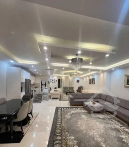 آپارتمان ۱۳۴ متری / کم واحد / تک واحدی