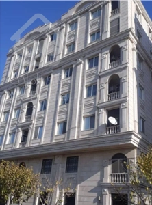 ۵۵ متر ۸ساله نما  تراورتن  بلوار فردوس