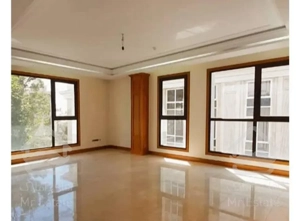 ۱۴۹ متر . تک واحدی . نوساز . خوش نقشه