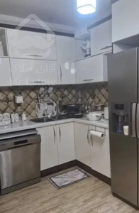 فروش یک واحد ۹۷ متر در خیابان ساری