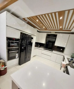 ۱۵۵متر تکواحدی فول/ بدون مشرف ویو دار/ کمالی