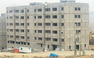 واحد دوخوابه در مرحله دیوارچینی بدون واسطه