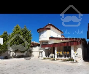 ۲۰۰ متر، ۴ خواب، فول مبله و فرنیش