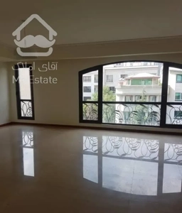 هشترودی ۱۶۰ برج باغ/۳پارکینگ/نوساز/حتی مجرد