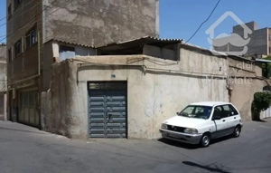 خانه دربست نقلی ماشین رو در چهارراه آخونی