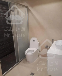 دروس محسنیان ۳۰۰ متر ۴ خواب تک واحد