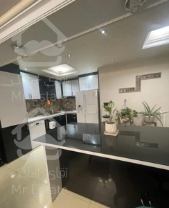 آجودانیه/۱۸۰ متر/ویلا آپارتمان/بن بست اختصاصی