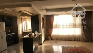 ۱۰۵متر، سالن سرتاسر پرده خور،غرق در نور