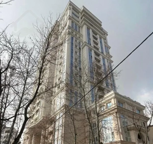 آپارتمان۲۸۰متری نیاوران/بر فرازابرهادر تاپ لوکیشن