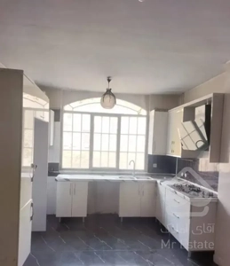 شریعتی ۲خوابه آپارتمان ادیبی بازسازی شده