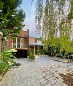 ویلاباغ نیم پیلوت 250متر/شهرک بانگهبانی